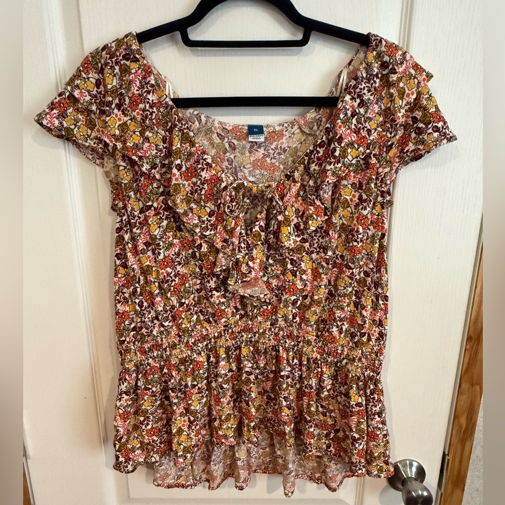 Old Navy Multicolor Floral Blouse - Picture 2 of 4